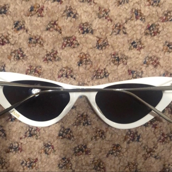 🎉HPx2🎉Gigi Barcelona Jane Sunglasses - Picture 7 of 7